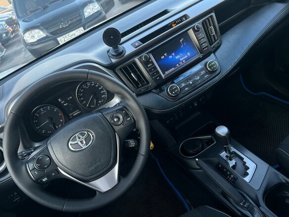 2017 Toyota RAV4 IV (XA40) Рестайлинг, белый - вид 26