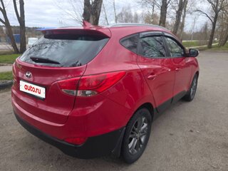 2014 Hyundai ix35 I Рестайлинг, красный, 1410000 рублей, вид 4
