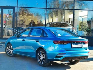 2023 Geely Emgrand II, синий, 1689000 рублей, вид 4