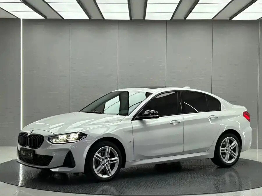 Открыть фотографии: BMW 1 серии III (F52) Рестайлинг
