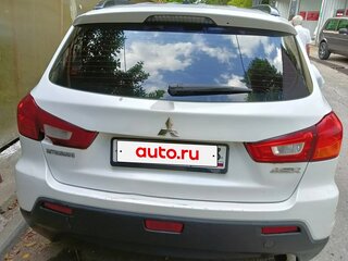 2013 Mitsubishi ASX I Рестайлинг, белый, 800000 рублей, вид 4