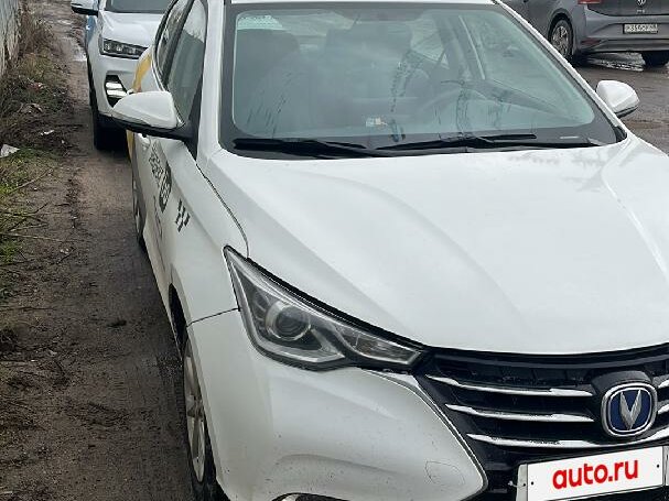 Открыть фотографии: Changan Alsvin