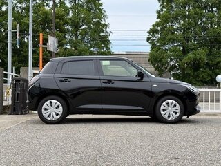 2024 Suzuki Swift VI, чёрный, 891008 рублей, вид 4