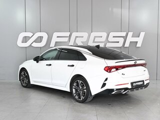 2021 Kia K5 III, белый, 2340000 рублей, вид 2