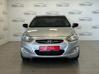 2011 Hyundai Solaris I, серебристый, 510000 рублей, вид 3