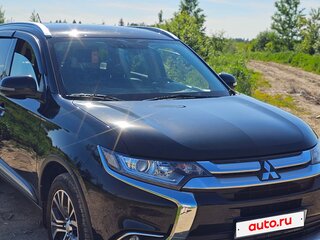 2015 Mitsubishi Outlander III Рестайлинг 2, чёрный, 1650000 рублей, вид 1