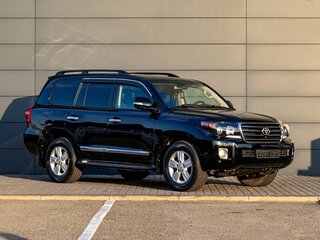 2015 Toyota Land Cruiser 200 Series Рестайлинг 1, чёрный, 3795000 рублей, вид 3
