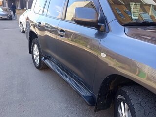 2010 Toyota Land Cruiser 200 Series, серый, 2680000 рублей, вид 5