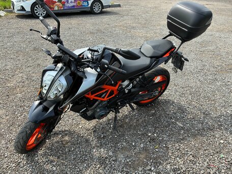 2022 KTM 390 Duke, чёрный, 550000 рублей, вид 2
