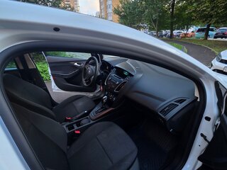 2018 Ford Focus III Рестайлинг, белый, 990000 рублей, вид 4