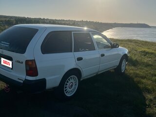 1998 Toyota Corolla VII (E100), белый, 195000 рублей, вид 2