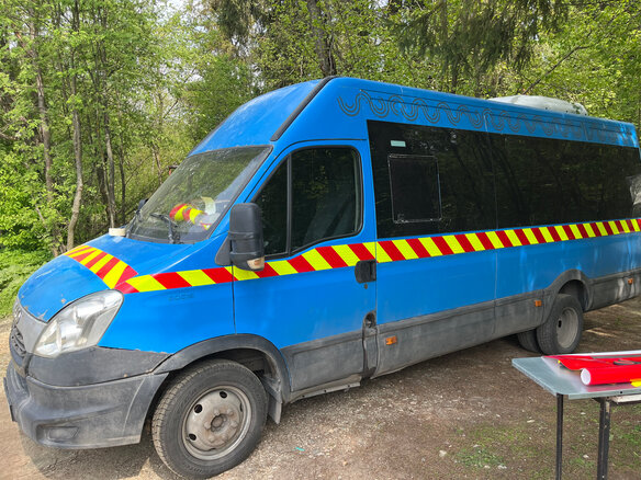 2014 Iveco Daily, синий, 1600000 рублей - вид 3