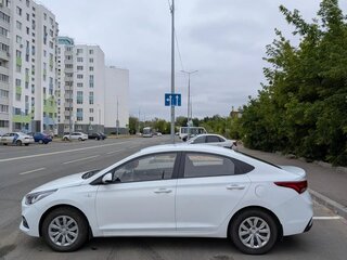 2019 Hyundai Solaris II, белый, 599000 рублей, вид 4