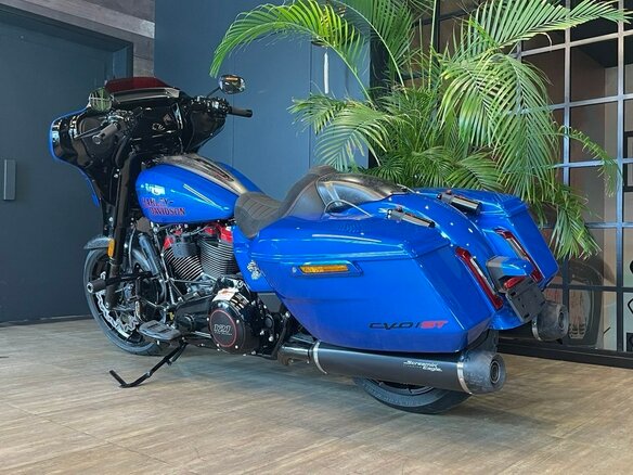 2026 Harley-Davidson CVO Street Glide, синий, 6500000 рублей - вид 7