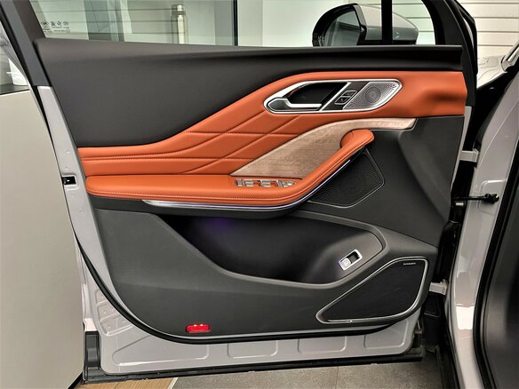 2025 Hongqi HS7 II, серый, 5190000 рублей - вид 20