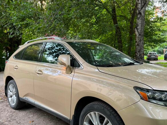2009 Lexus RX 450h III, бежевый, 1750000 рублей - вид 10
