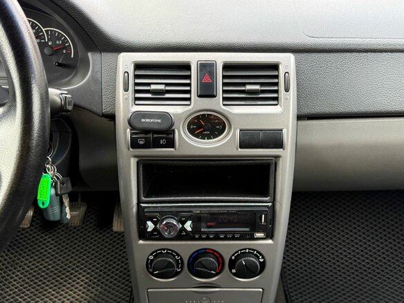 2012 Lada (ВАЗ) Priora I, серый, 289000 рублей - вид 13