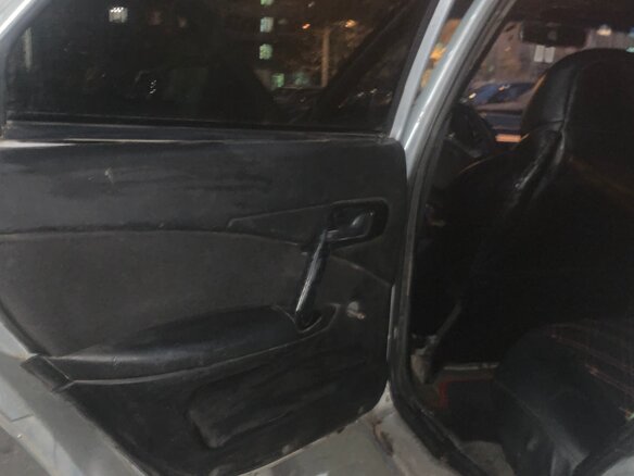 2006 Lada (ВАЗ) 2110, серебристый, 135000 рублей - вид 12