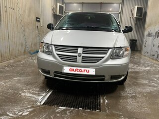 2005 Dodge Caravan 4-speed IV, серебристый, 450000 рублей, вид 2