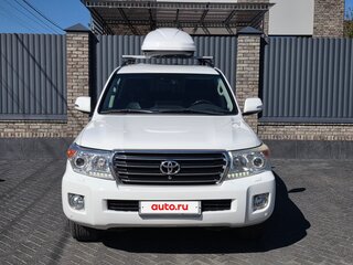 2013 Toyota Land Cruiser 200 Series Рестайлинг 1, белый, 5000000 рублей, вид 1
