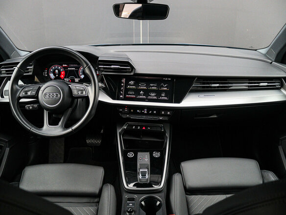 2020 Audi A3 Sportback 35 TFSI IV (8Y), синий, 2690000 рублей - вид 8