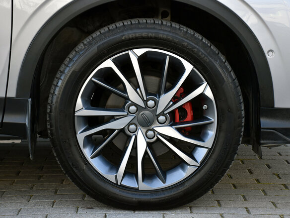 2023 Geely Coolray I, серый, 1935000 рублей - вид 9