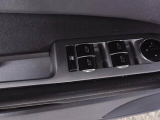 2010 Ford Focus II Рестайлинг, красный, 480000 рублей, вид 5