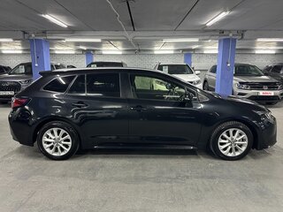 2021 Toyota Corolla XII (E210), чёрный, 1769000 рублей, вид 4