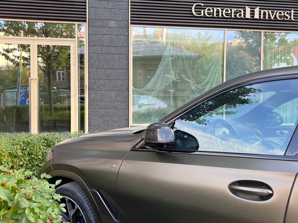 2021 BMW X6 40i III (G06), коричневый - вид 12