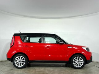 2018 Kia Soul II Рестайлинг, красный, 1589000 рублей, вид 5