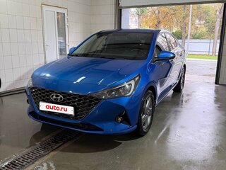 2020 Hyundai Solaris II Рестайлинг, синий, 1650000 рублей, вид 2