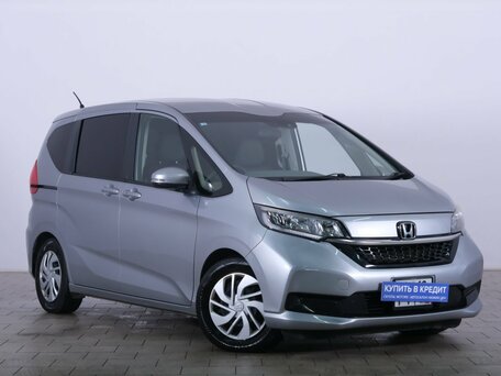Honda Freed II Рестайлинг
