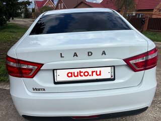 2021 Lada (ВАЗ) Vesta I, белый, 990000 рублей, вид 2