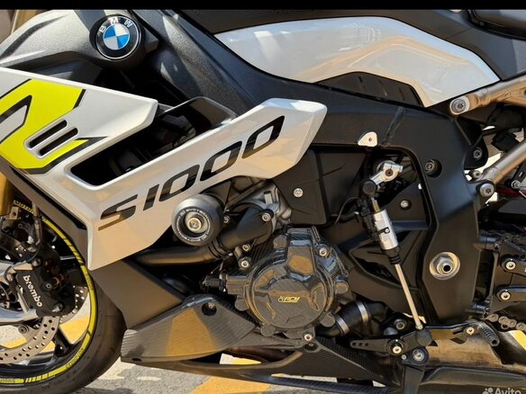 2022 BMW S 1000 R, серый, 1250000 рублей - вид 16