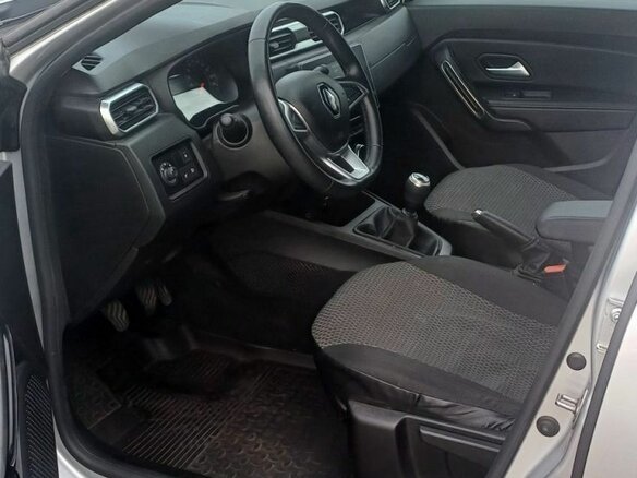 2021 Renault Duster I Рестайлинг, серебристый, 1920000 рублей - вид 5
