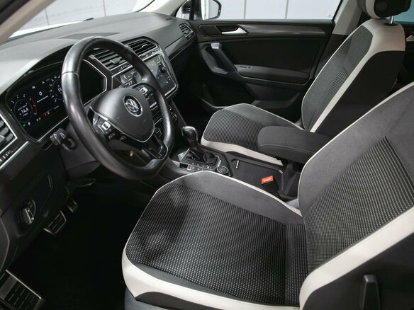 2019 Volkswagen Tiguan II, белый, 2650000 рублей - вид 10