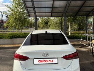 2018 Hyundai Solaris II, белый, 1230000 рублей, вид 4
