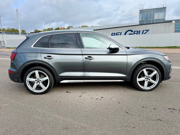 2021 Audi SQ5 II (FY) Рестайлинг, серый, 3350000 рублей - вид 4