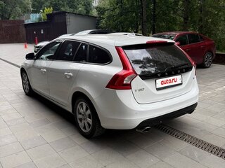 2011 Volvo V60 I, белый, 890000 рублей, вид 3
