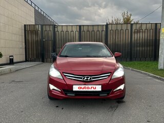 2015 Hyundai Solaris I Рестайлинг, красный, 700000 рублей, вид 2