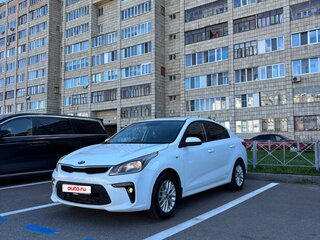 2019 Kia Rio IV, белый, 1100000 рублей, вид 1