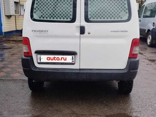 2010 Peugeot Partner II, белый, 330000 рублей, вид 2