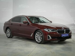 2020 BMW 5 серии 530d xDrive VII (G30/G31/G38) Рестайлинг, красный, 6299000 рублей, вид 3