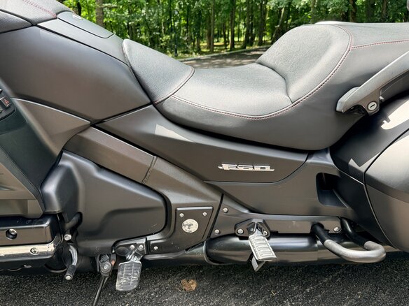 2015 Honda GL 1800 Gold Wing, чёрный, 1300000 рублей - вид 11