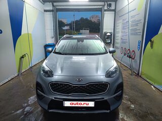 2018 Kia Sportage IV Рестайлинг, серебристый, 2450000 рублей, вид 2