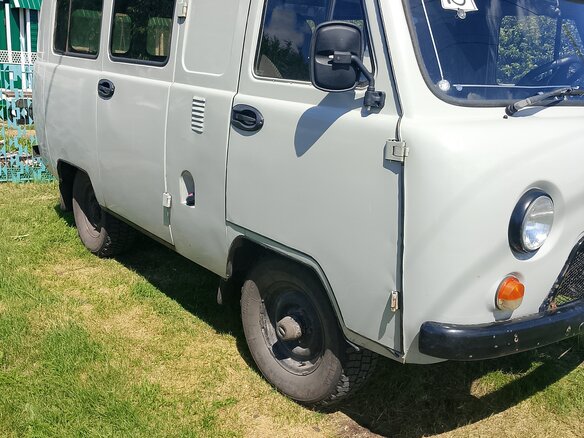 2003 УАЗ 3962, серый, 530000 рублей - вид 2