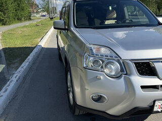 2012 Nissan X-Trail II Рестайлинг, серебристый, 990000 рублей, вид 1