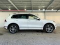 2017 Volkswagen Touareg II Рестайлинг, белый - вид 5