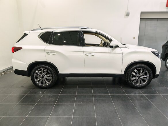 2025 KGM Rexton, белый, 6045000 рублей - вид 3