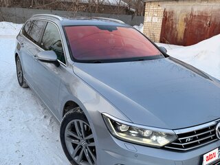 2017 Volkswagen Passat B8, серый, 1900000 рублей, вид 3